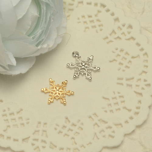 PNCK0222(0636)  눈꽃모양 팬던트[15x20][2type][3color][1개] snowflake pendant